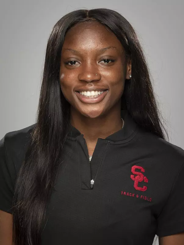 Angie Annelus Headshot