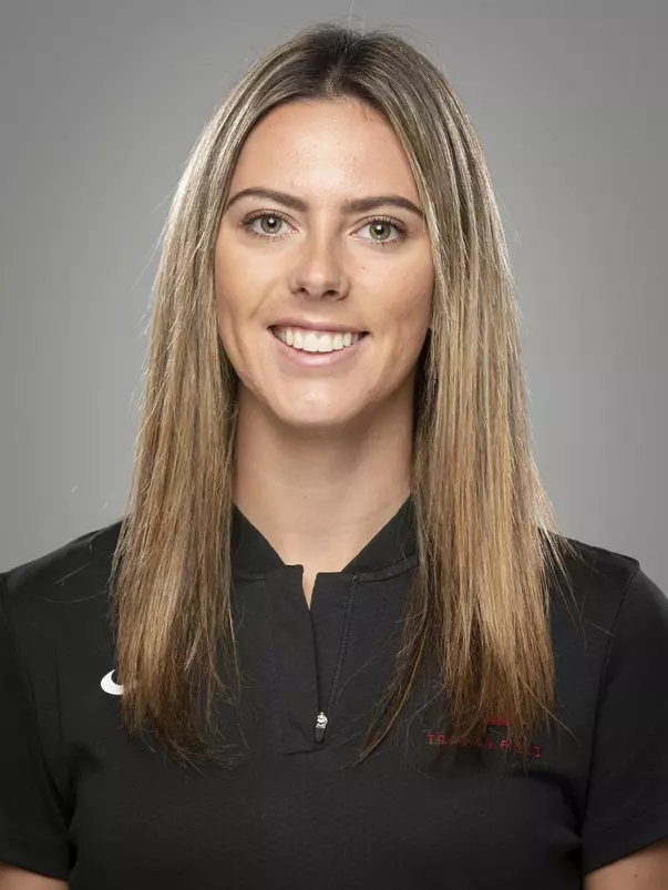 Julia Bounds Headshot