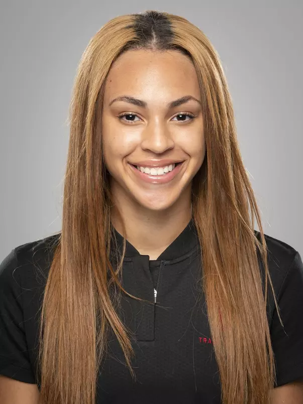 Alexa Harmon-Thomas Headshot