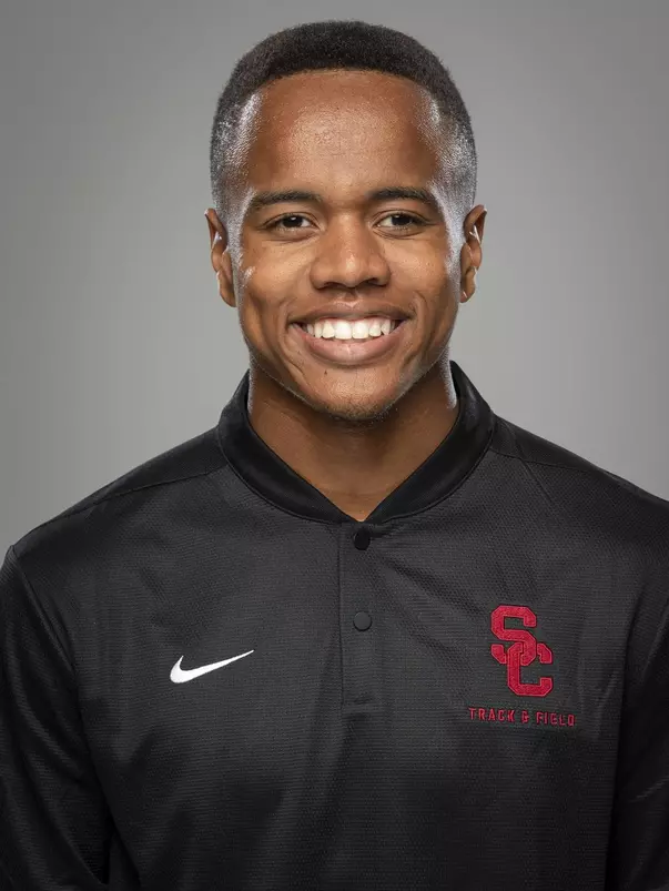 Isaiah Jewett Headshot