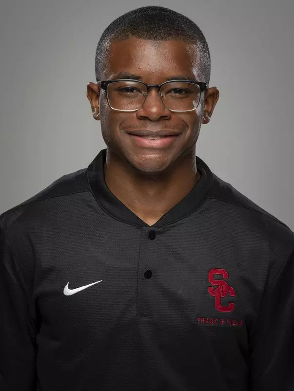 Daniel Robinson Headshot