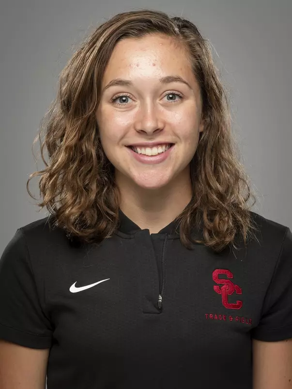 Brynn Sauer Headshot