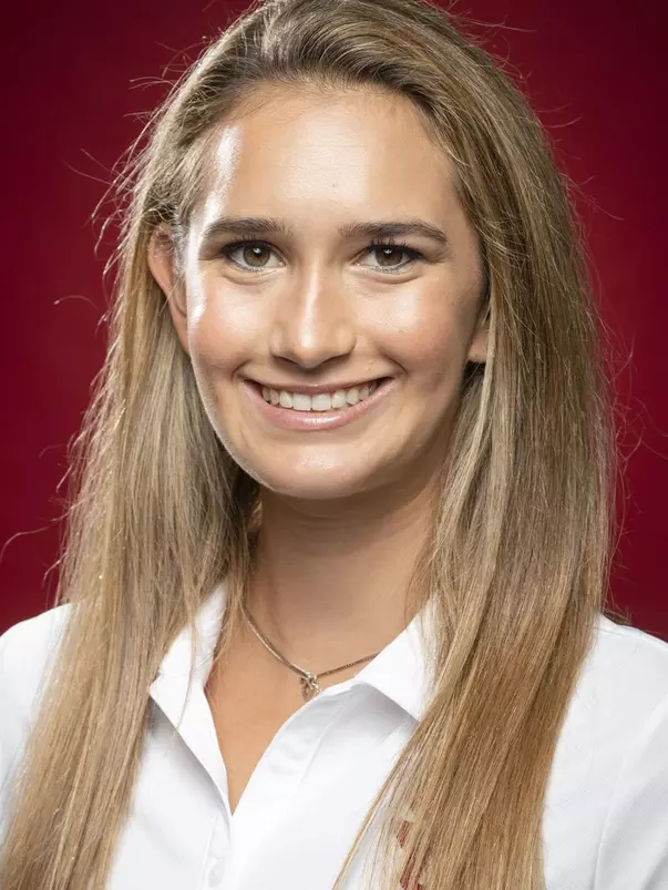 Alexa Corcoleotes headshot