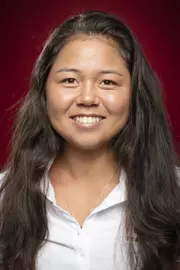 Rianna Valdes headshot