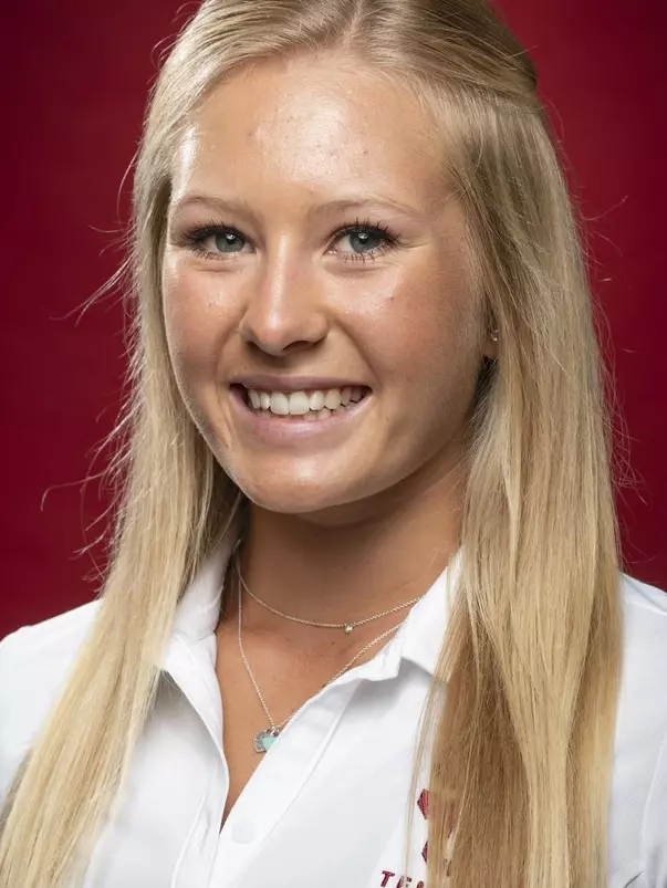 Sydney Van Alphen Headshot