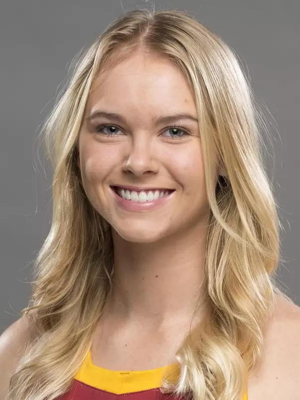 USC Beach Volleyball 2018 Photo Day