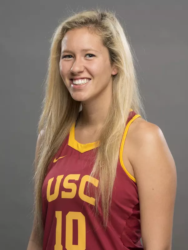 USC Beach Volleyball 2018 Photo Day