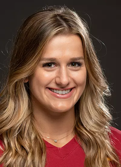 2018 USC WVB Head Shot / Mug Victoria Garrick