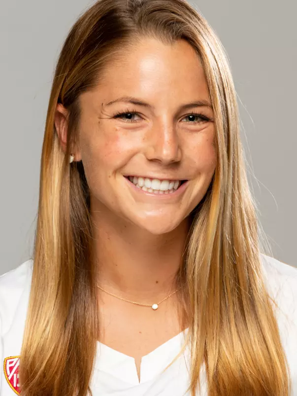 Amanda Flayhan headshot