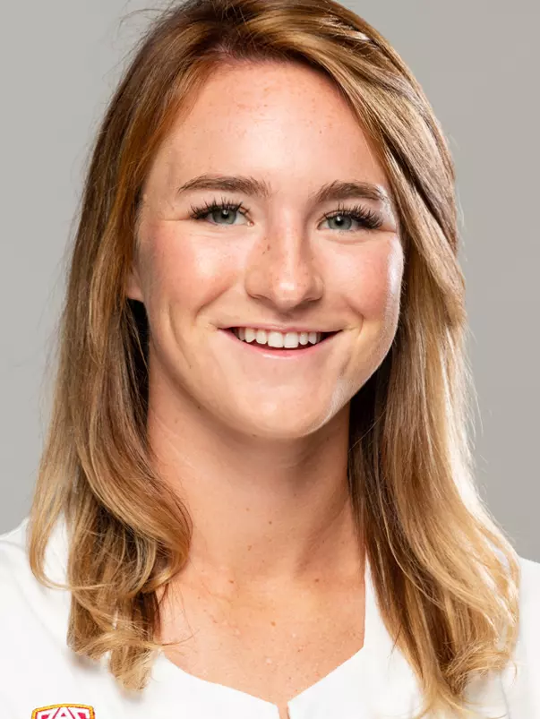 Jackie Gilbert headshot