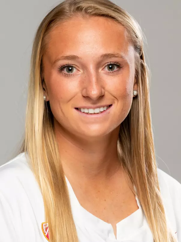 Kelly Johansen headshot