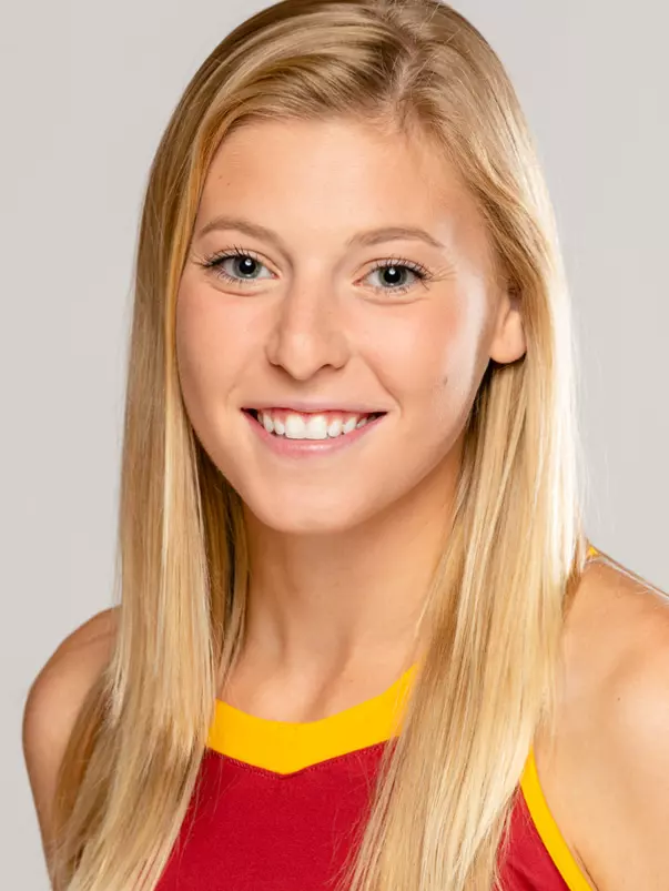 Alexandra Poletto headshot