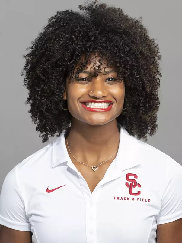 Anna Cockrell Headshot