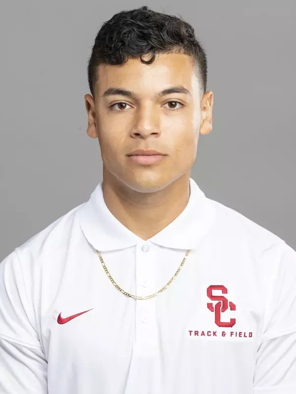 Michael Gonzalez headshot