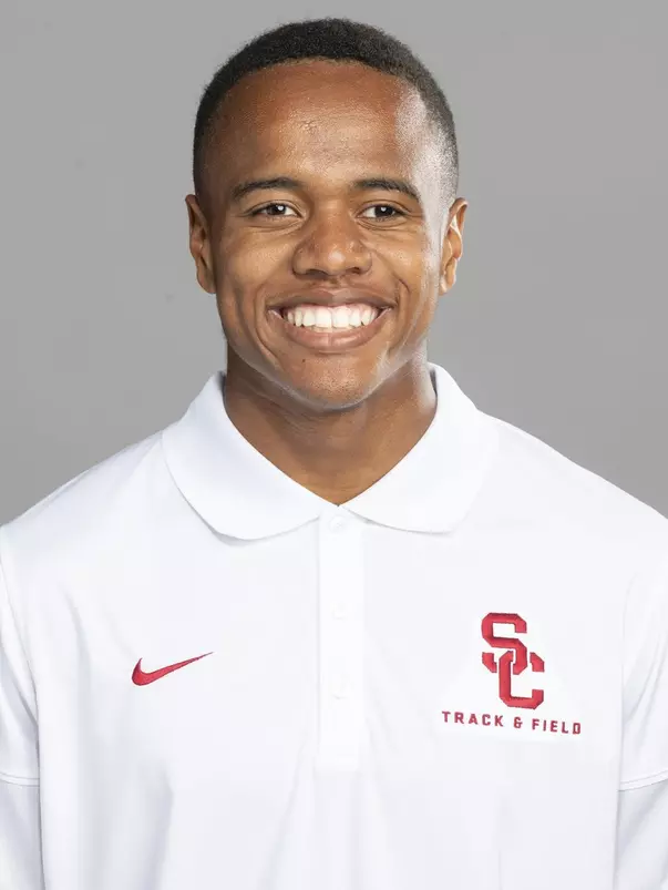 Isaiah Jewett Headshot