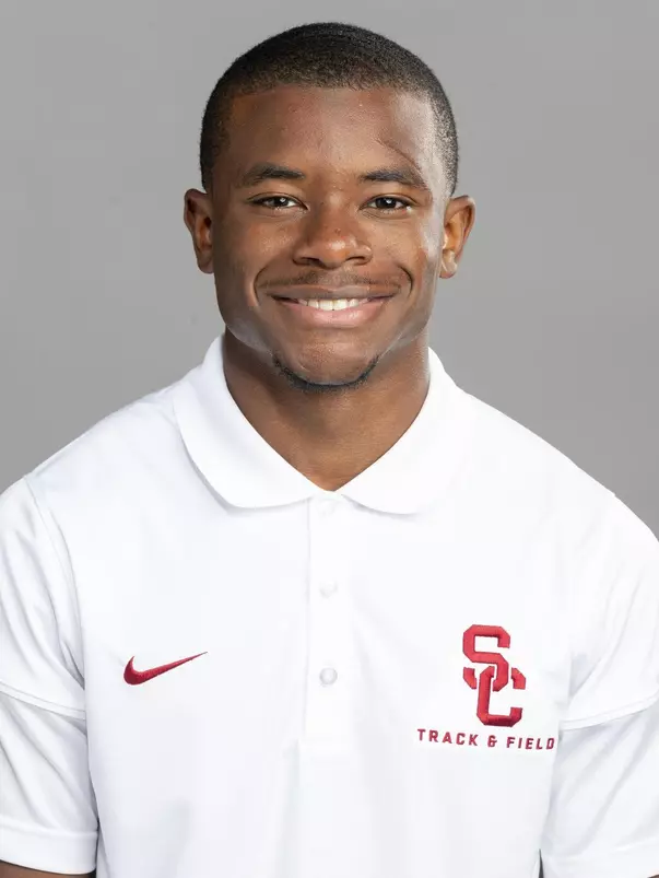 Daniel Robinson Headshot