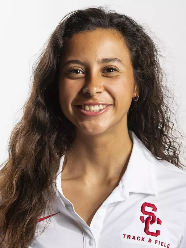 Abygail Paez Headshot