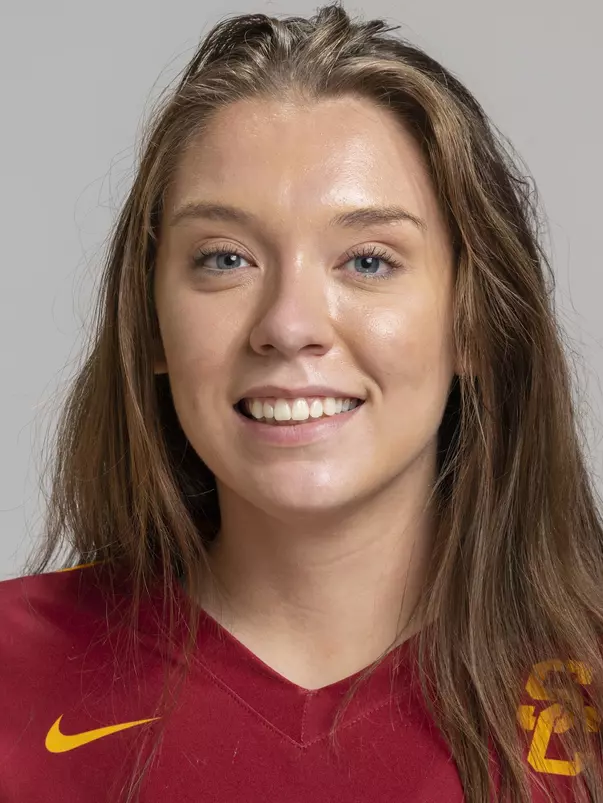 Raegan LeGrand 2019 Senior Head Shot