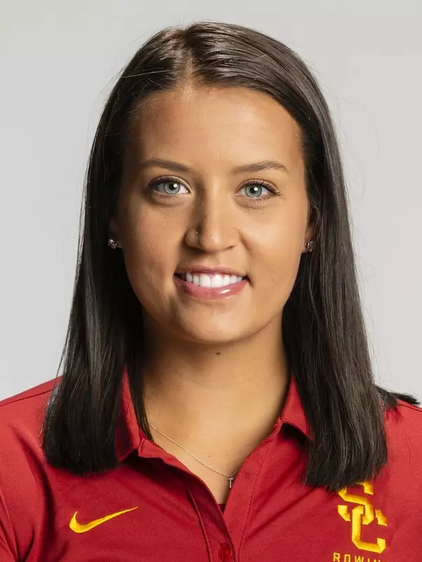 Taylor RIchardson headshot