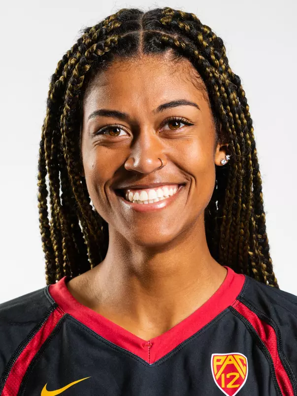 2020 Beach Volleyball Joy Dennis senior