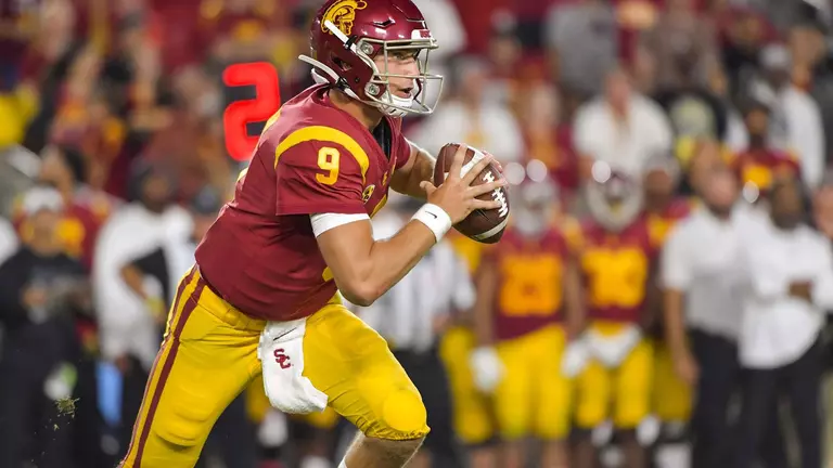 USC Trojans Football Slovis