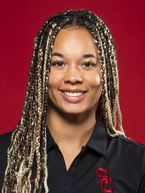 Mirielle Codjia headshot