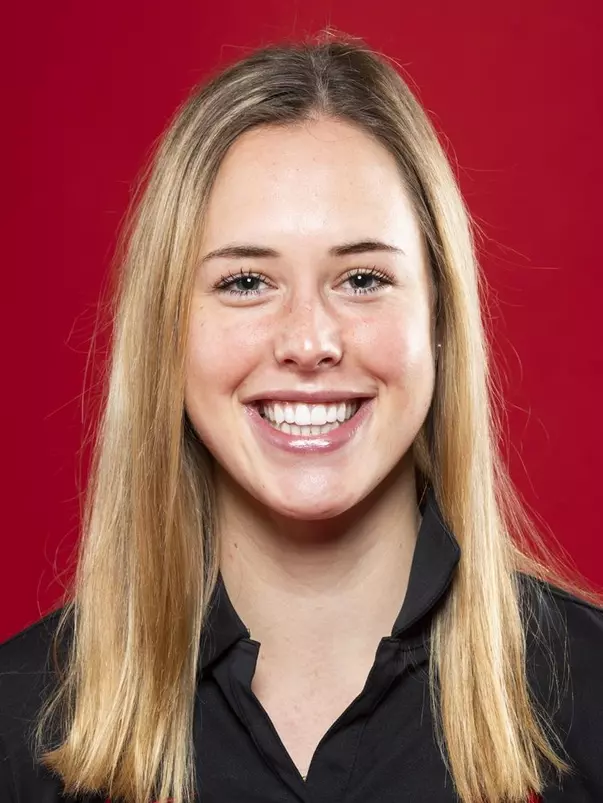 Molly Eberth headshot