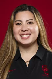 Allison Opuszynski headshot