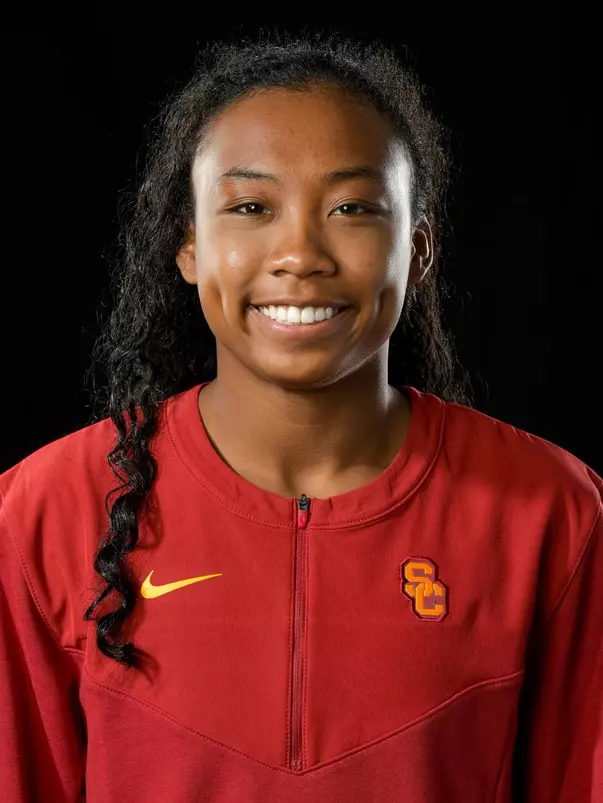 Nike Agunbiade USC Swim