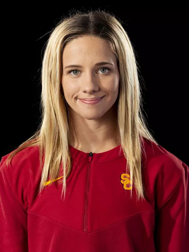 Maddie Huitt USC Swim