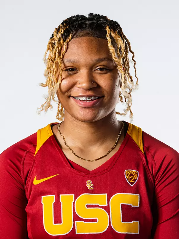 Amaya Oliver 2021-22 head shot