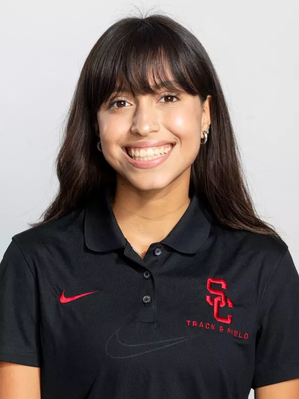 Alicia Liera Headshot