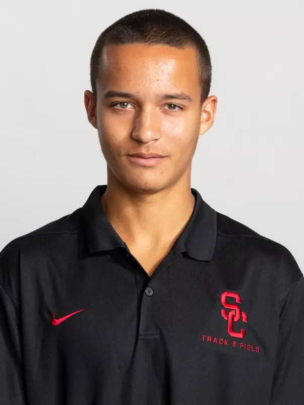 Alex Mainvielle Headshot