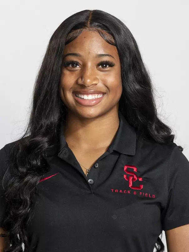 Jalaysiya Smith Headshot