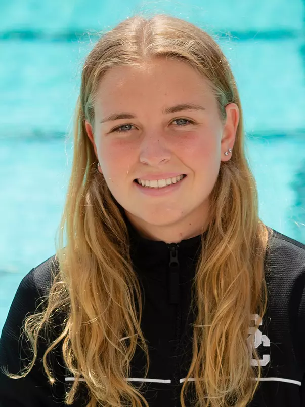 Abigail Hendrix 2021-22 head shot