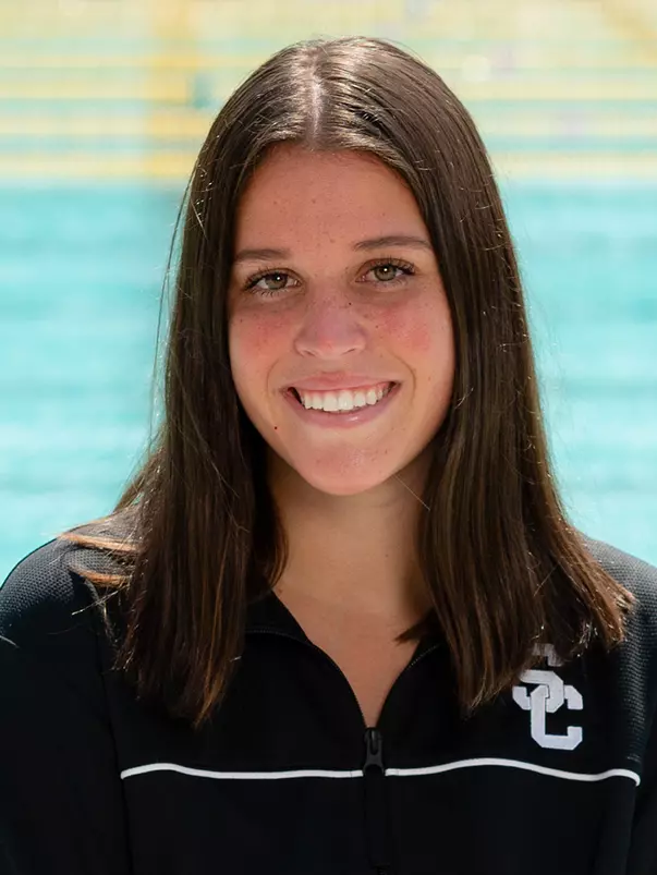 Tea Poljak 2021-22 head shot