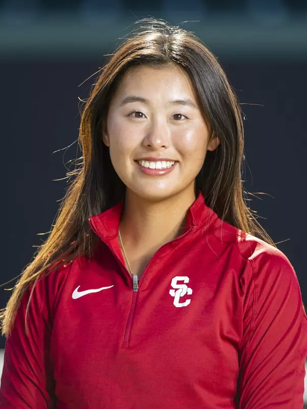 Isabelle Lee USC Tennis