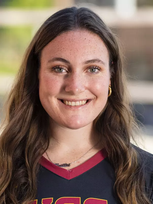 Caitlin Cummings - USC Beach Volleyball Photo Day
