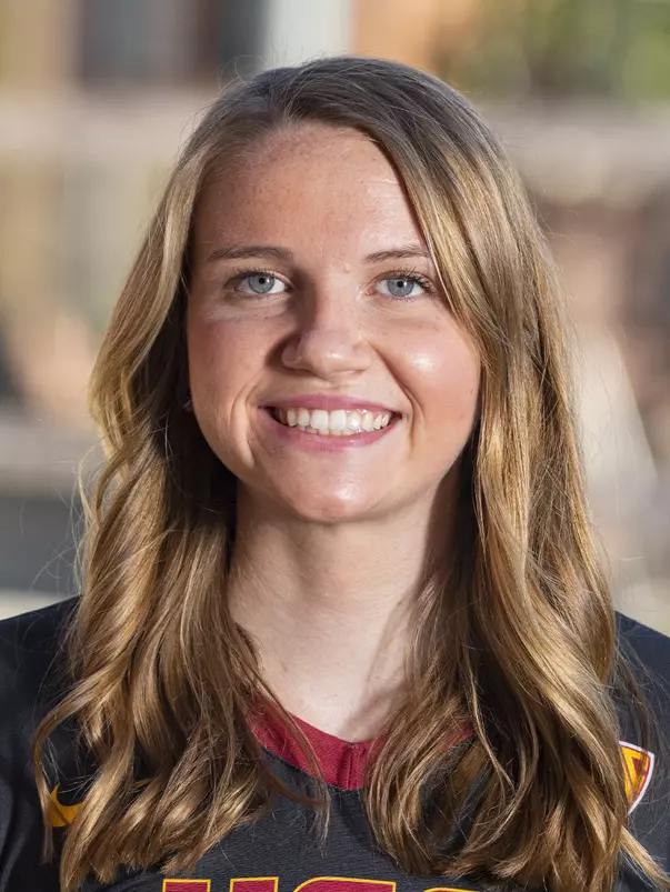 Harper Hallgren - USC Beach Volleyball Photo Day