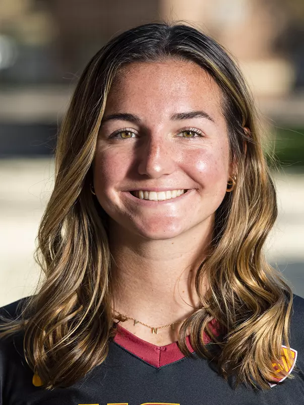 Delaynie Maple - USC Beach Volleyball Photo Day