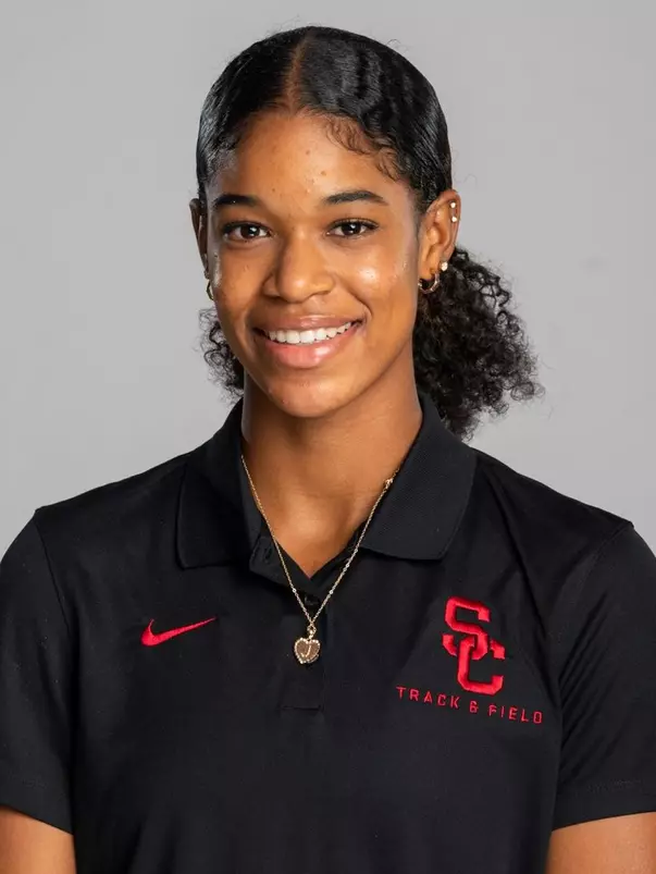 Janiah Brown Headshot