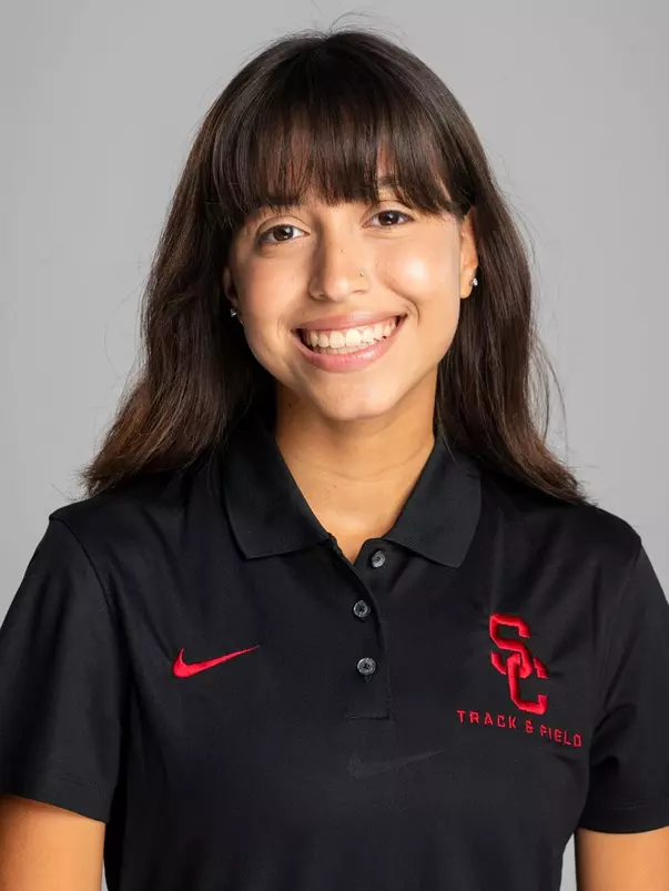 Alicia Liera Headshot