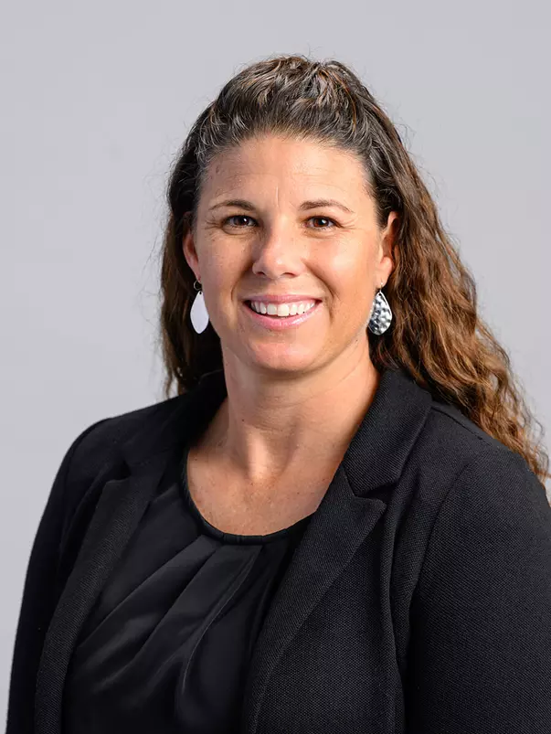 Angela Munger-Rivera - USC Trojans Athletics