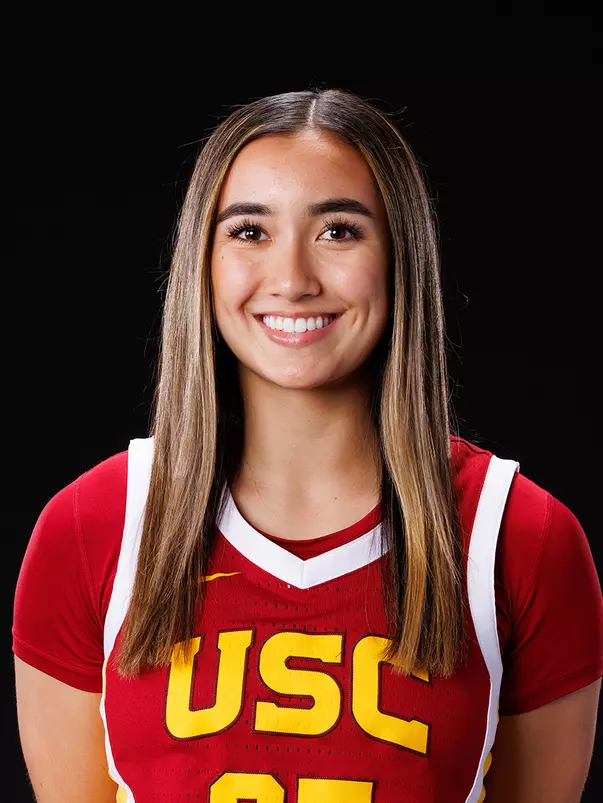 Alyson Miura head shot 2022-23