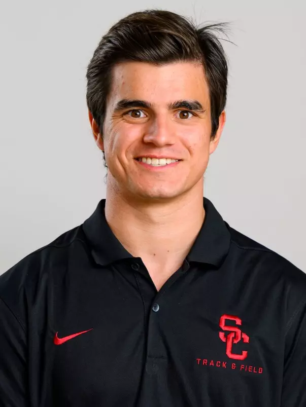 Kennie Arriola Headshot