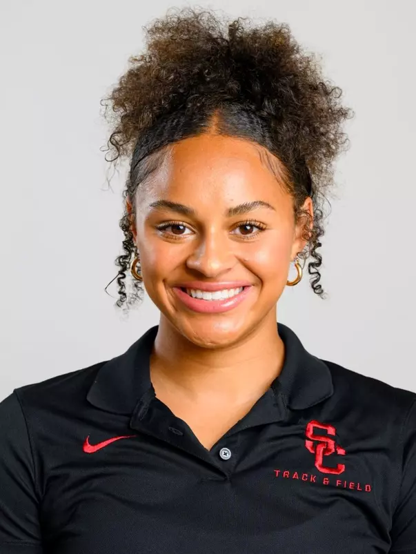 Takiya Cenci Headshot