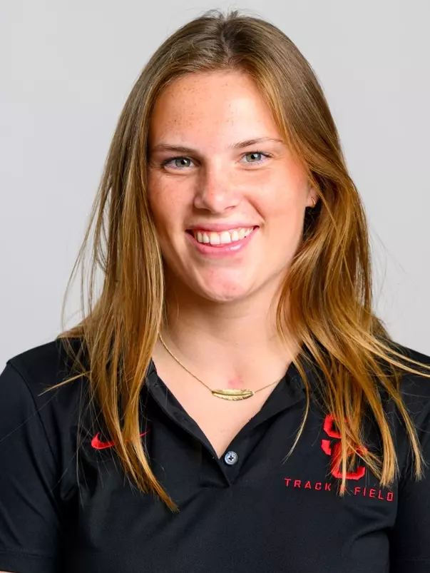 Annabel Doherty Headshot