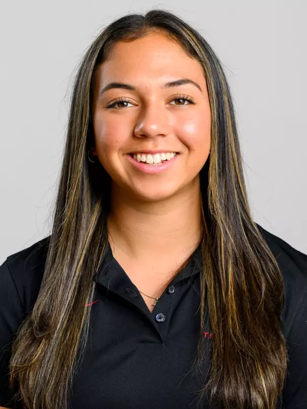 Jacqueline Duarte Headshot