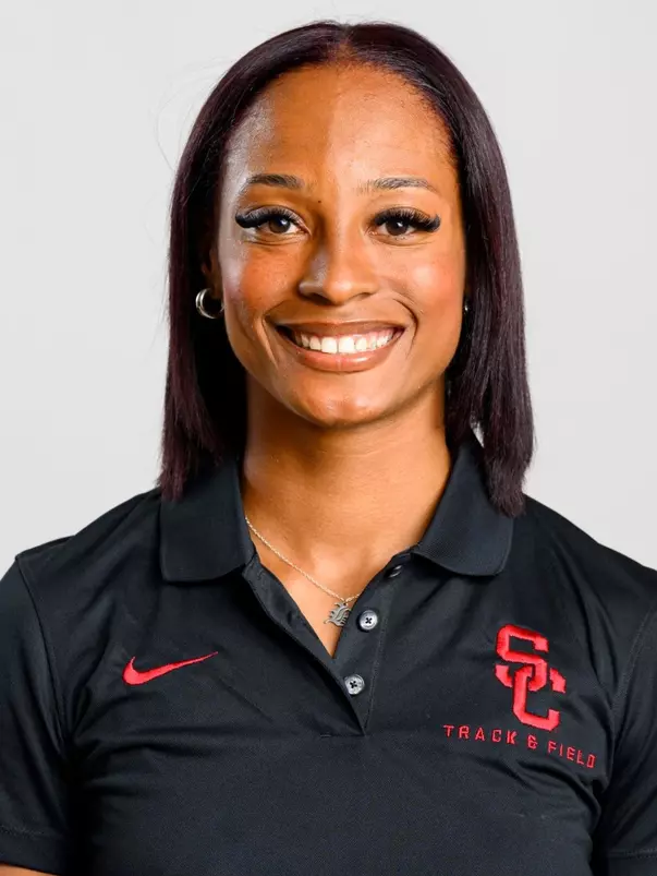 Bailey Lear Headshot