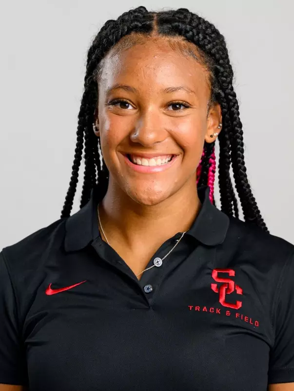 Kiara Strayhorn Headshot